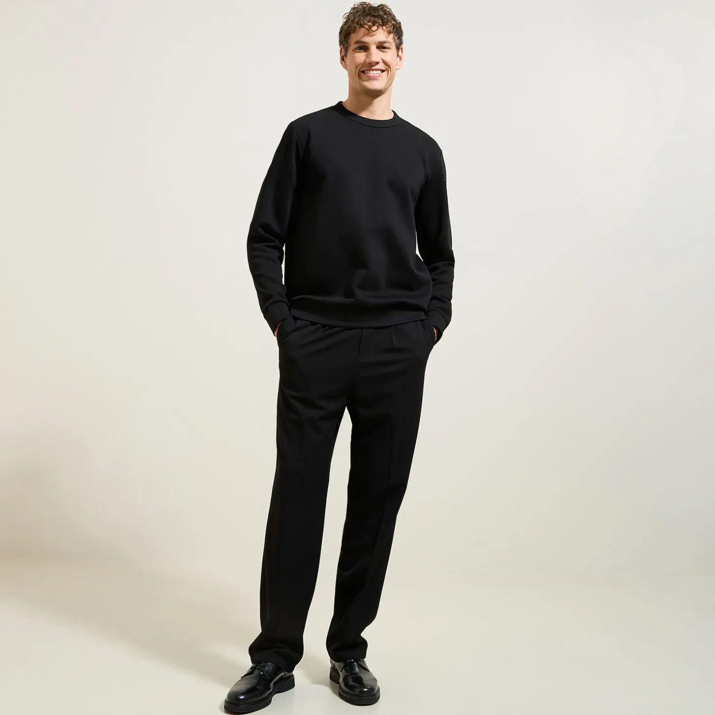 Clearance Effen sweater met ronde hals Sweater