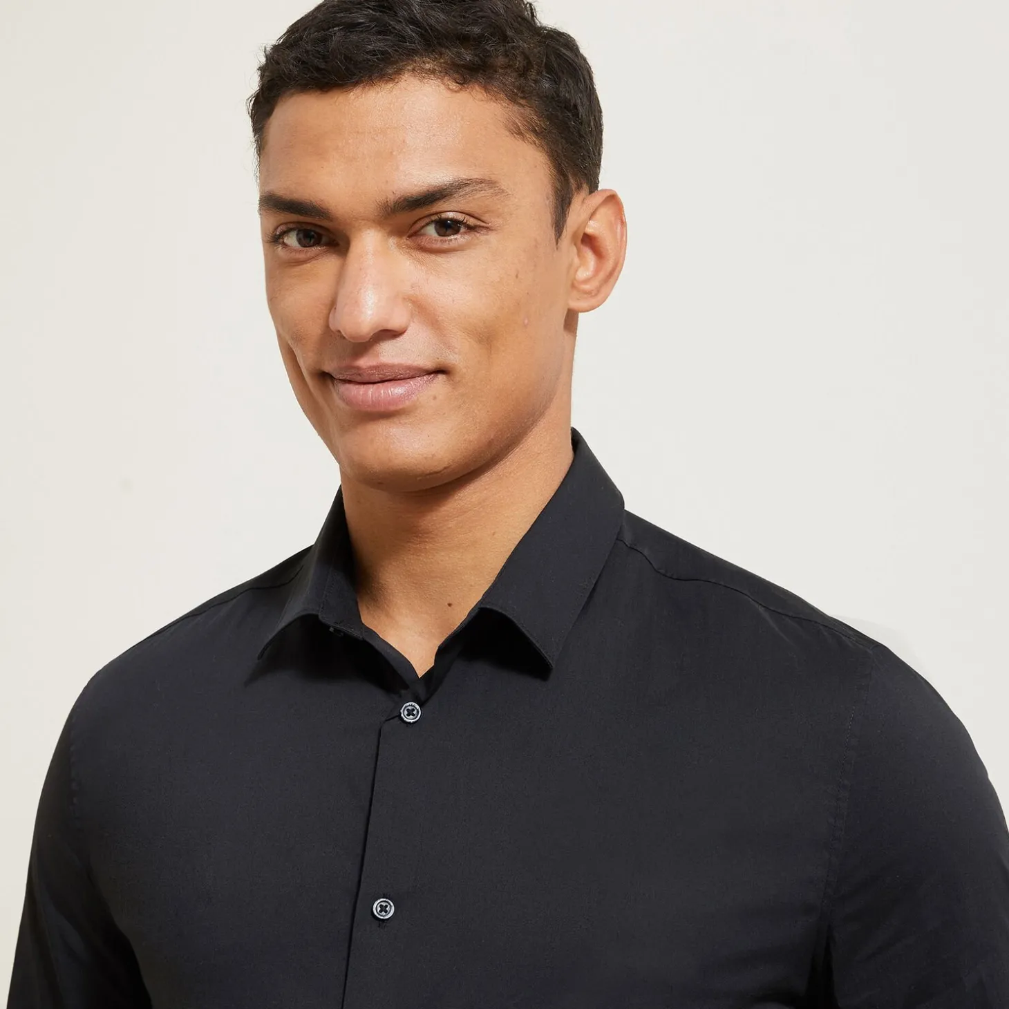 Discount Extraslim effen hemd in gerecyclede polyamide Formele Overhemden|Overhemd