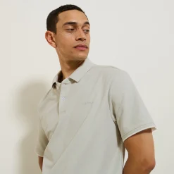 Shop Polo met korte mouwen en borstprint Polo