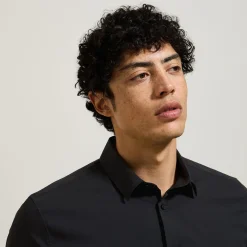 New Slim effen hemd in gerecyclede polyamide Formele Overhemden|Overhemd