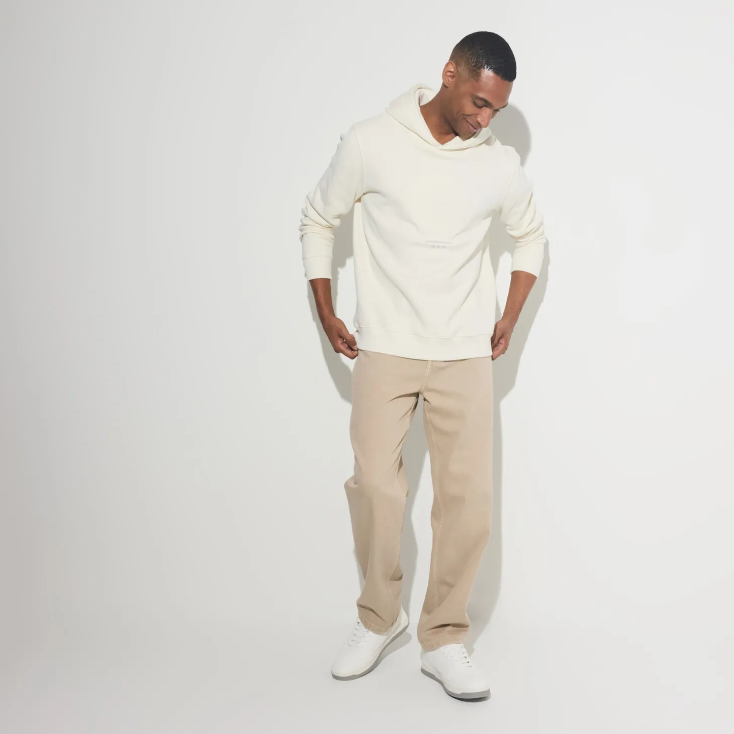 Outlet Sweater met kap en reliëfanimatie Sweater