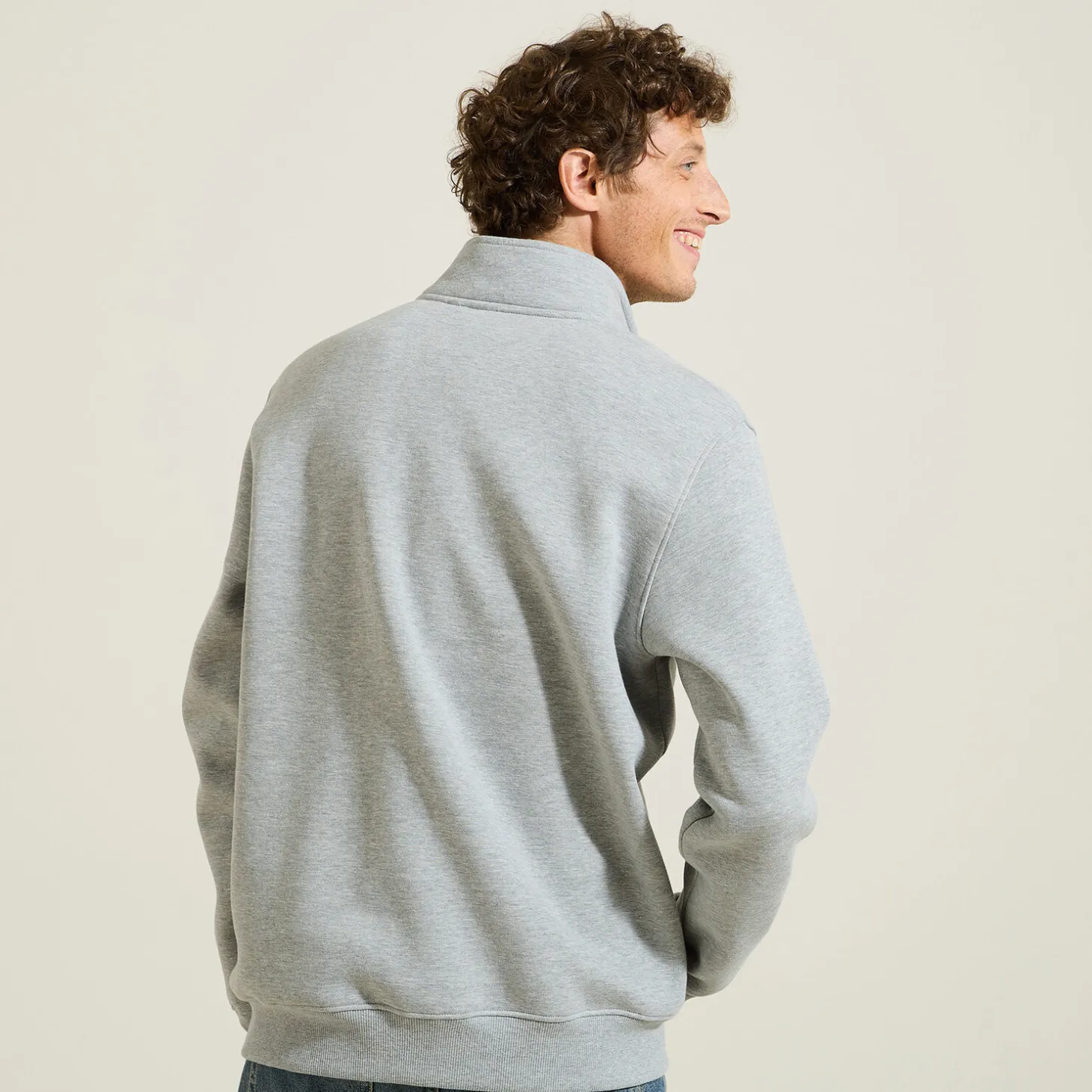 Shop Sweater met opstaande kraag, NFL-licentie Sweater