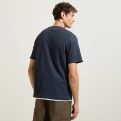 Best T-shirt in reliëfstof T-shirt