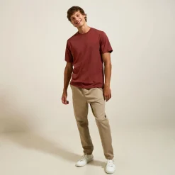 Best T-shirt 'Le Parfait by ' in biologisch katoen T-shirt