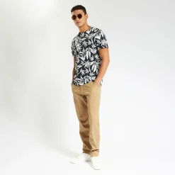 Online T-shirt met bladprintn T-shirt