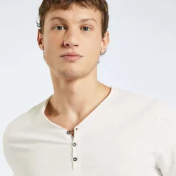 Hot T-shirt met knooplijst in gevlamde stof T-shirt