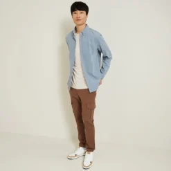 Store T-shirt met microstrepen en borduursel op de borst T-shirt