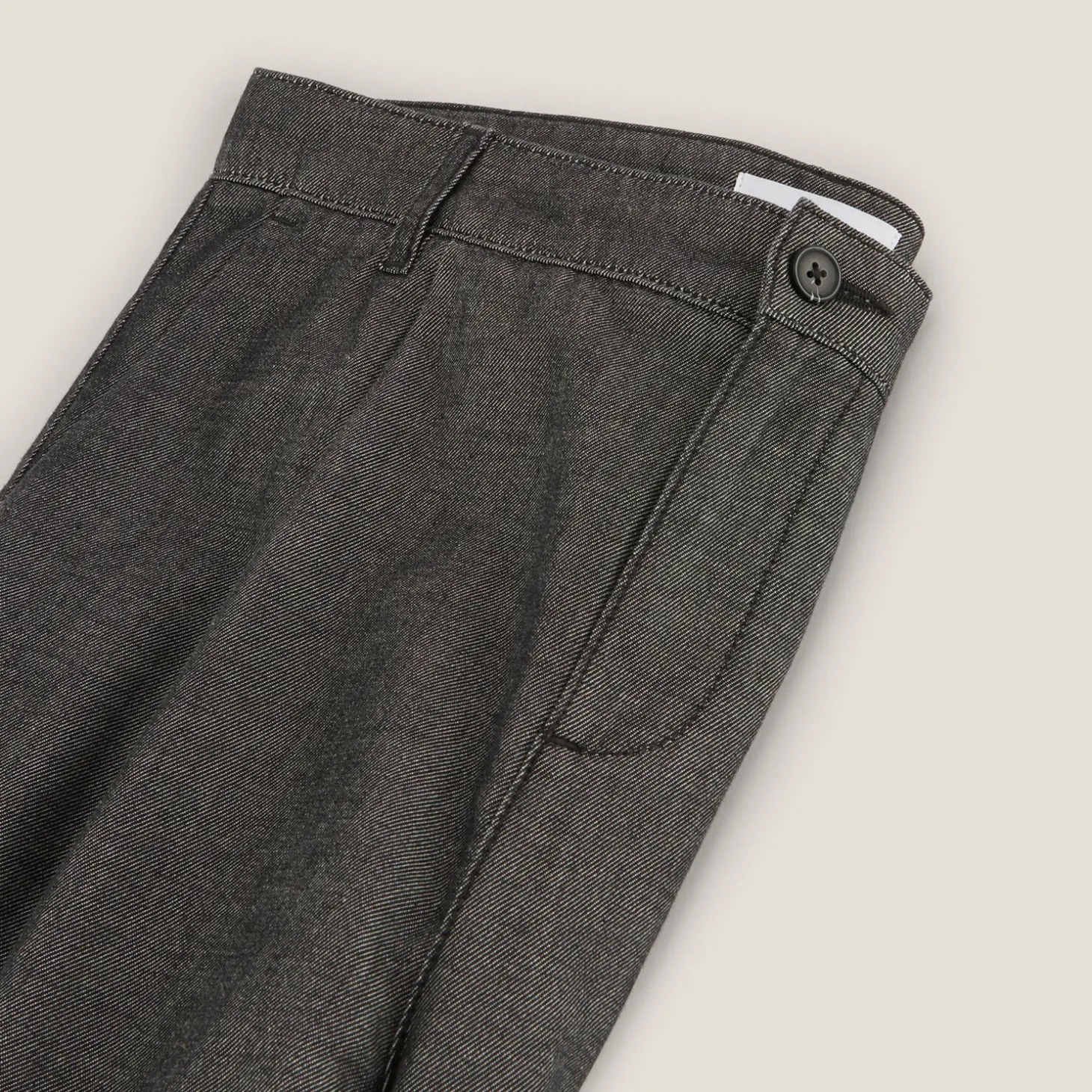 Shop Tweekleurige, relaxte broek in twill Broek